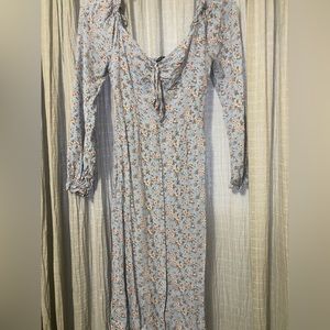 Mid calf flowy dress never worn